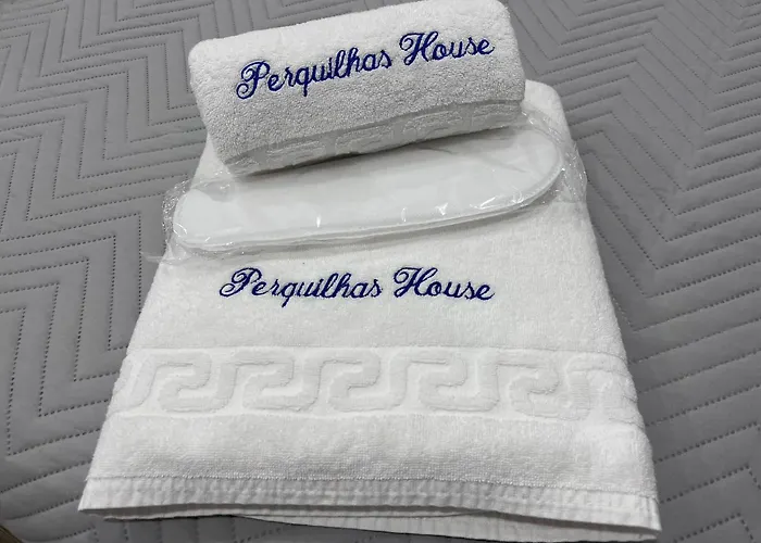 Perquilhas House